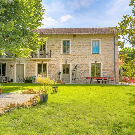 Charmante Maison Avec Piscine Proche Lyon